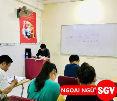SGV Phú Nhuận, tuyển giáo viên dạy tiếng Nga