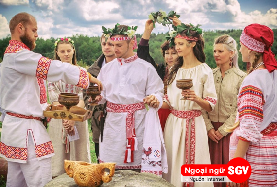 Tìm hiểu nét đẹp trong trang phục truyền thống của Nga  Thời Báo NGA  Báo  điện tử tiếng Việt hàng đầu tại Nga