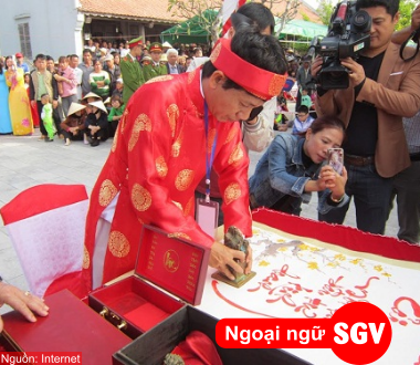 SGV,  tục khai bút đầu xuân là gì