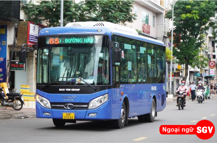 Xe bus trong tiếng Trung là gì